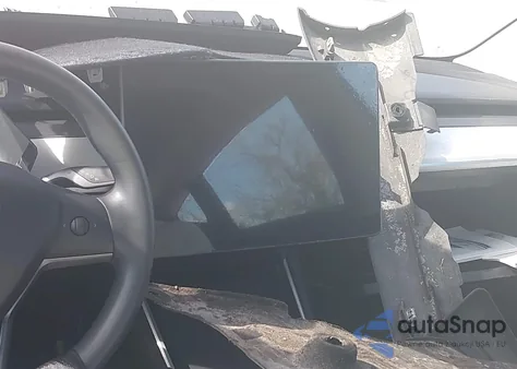 2020 Tesla Model 3 Standard Range Plus Rear-Wheel Drive/Standard Range Rear-Wheel Drive z USA, uszkodzony, nr VIN 5YJ3E1EA2LF793104